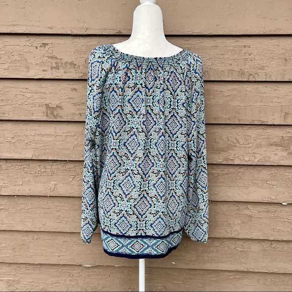 ☀️☀️☀️ 4/$20 Gap tie smock blouse with geometric pattern - Picture 4 of 6